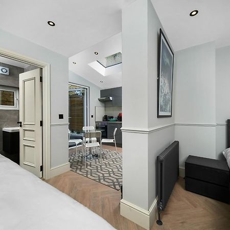 Nine Elms Modern Studio Apartments London Eksteriør bilde