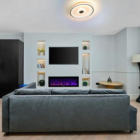 Nine Elms Modern Studio Apartments London Eksteriør bilde